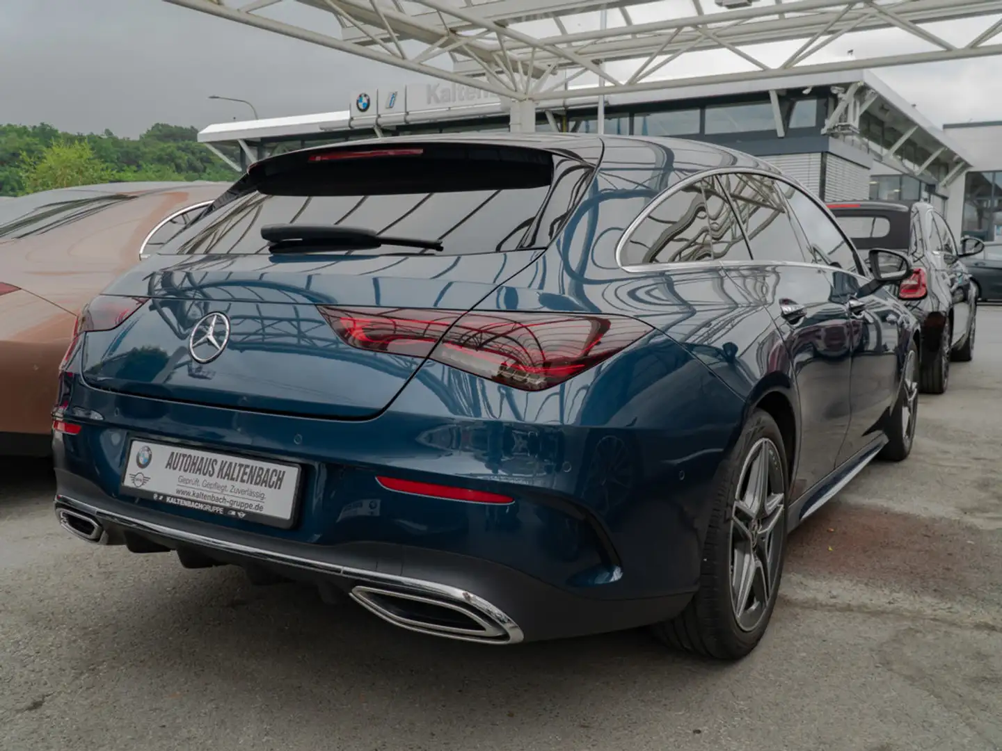 Mercedes-Benz CLA 250 SB AMG Line LED NAVI KAMERA PTS SHZ Blau - 2