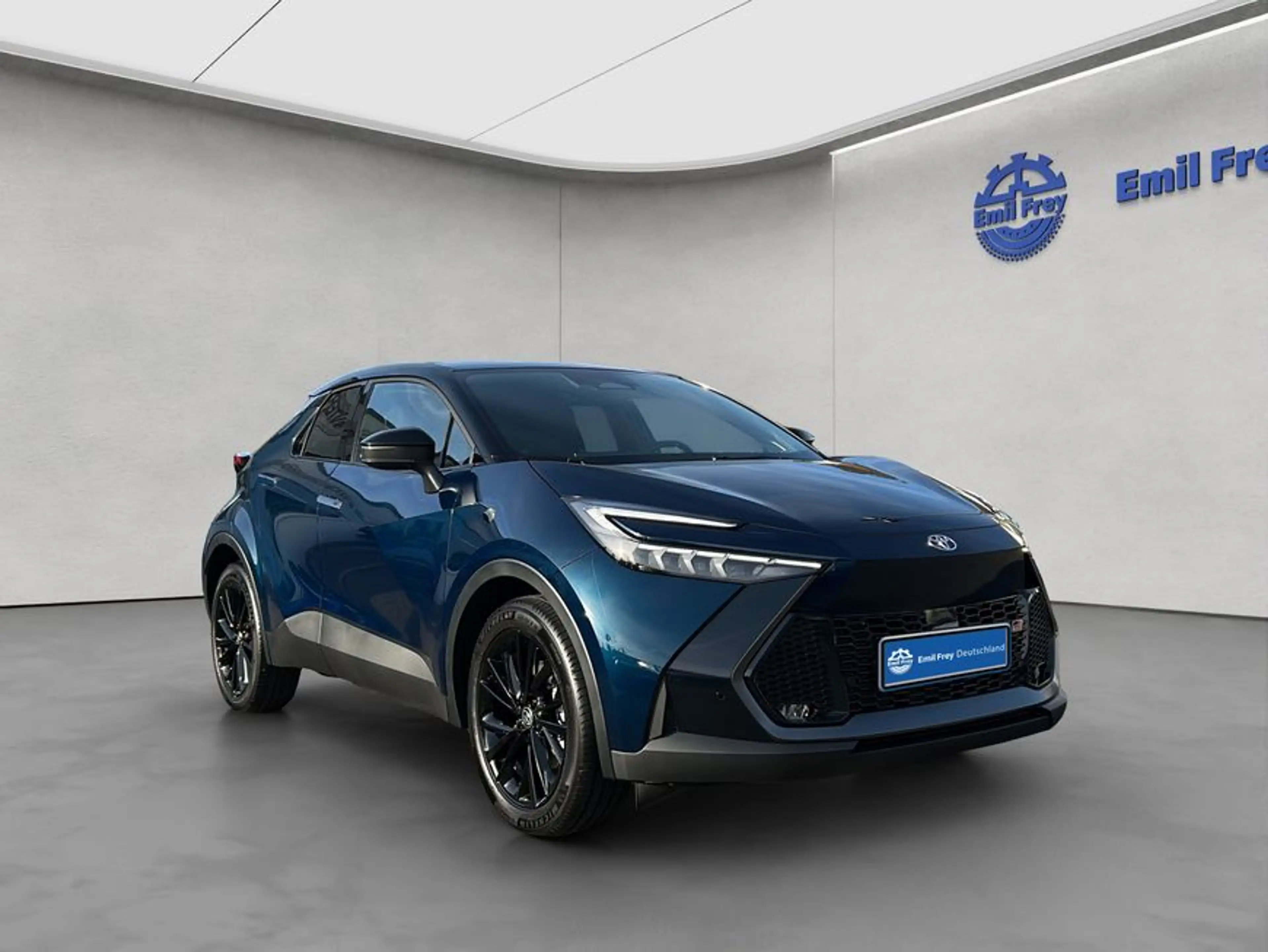 Toyota C-HR 2.0 Plug-in-Hybrid GR SPORT — photo 9