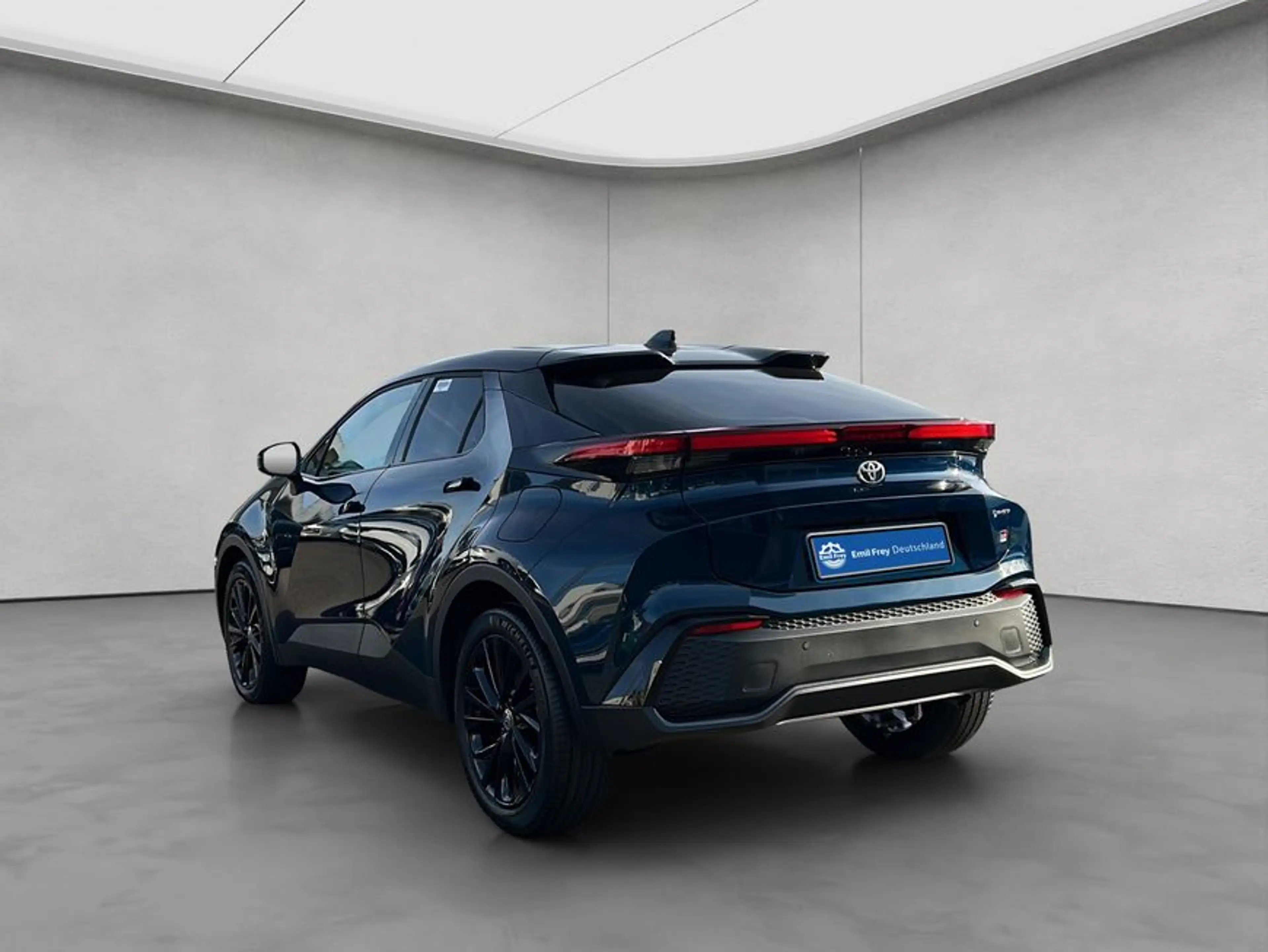 Toyota C-HR 2.0 Plug-in-Hybrid GR SPORT — photo 3