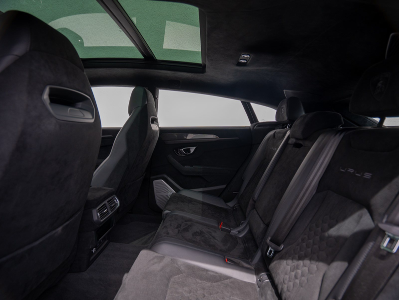 Lamborghini Urus Performante — photo 11