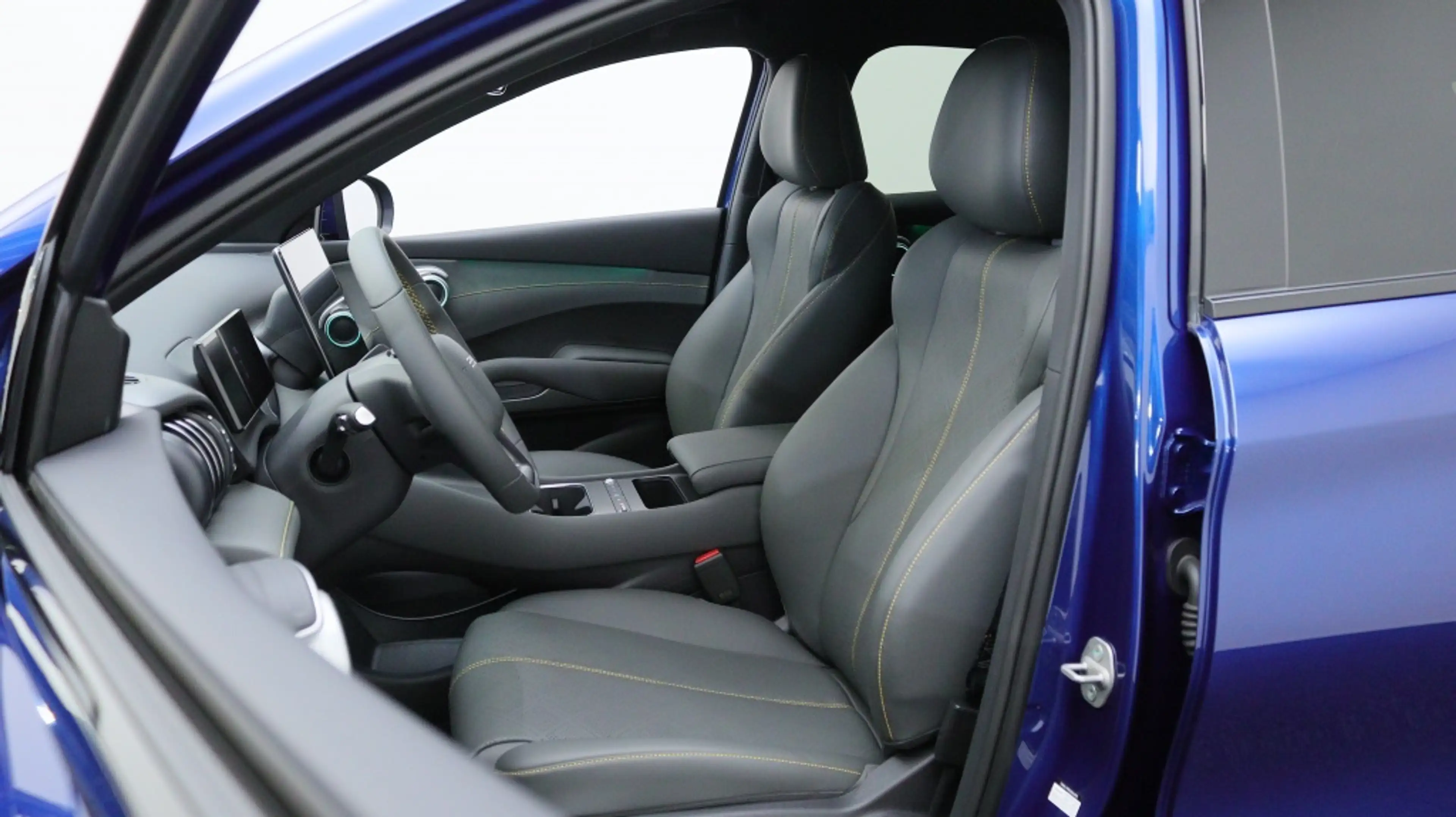 BYD Atto 3 EVO Design 74.8 kWh | Incl. € 2.950 ACTIE | Privat — photo 14