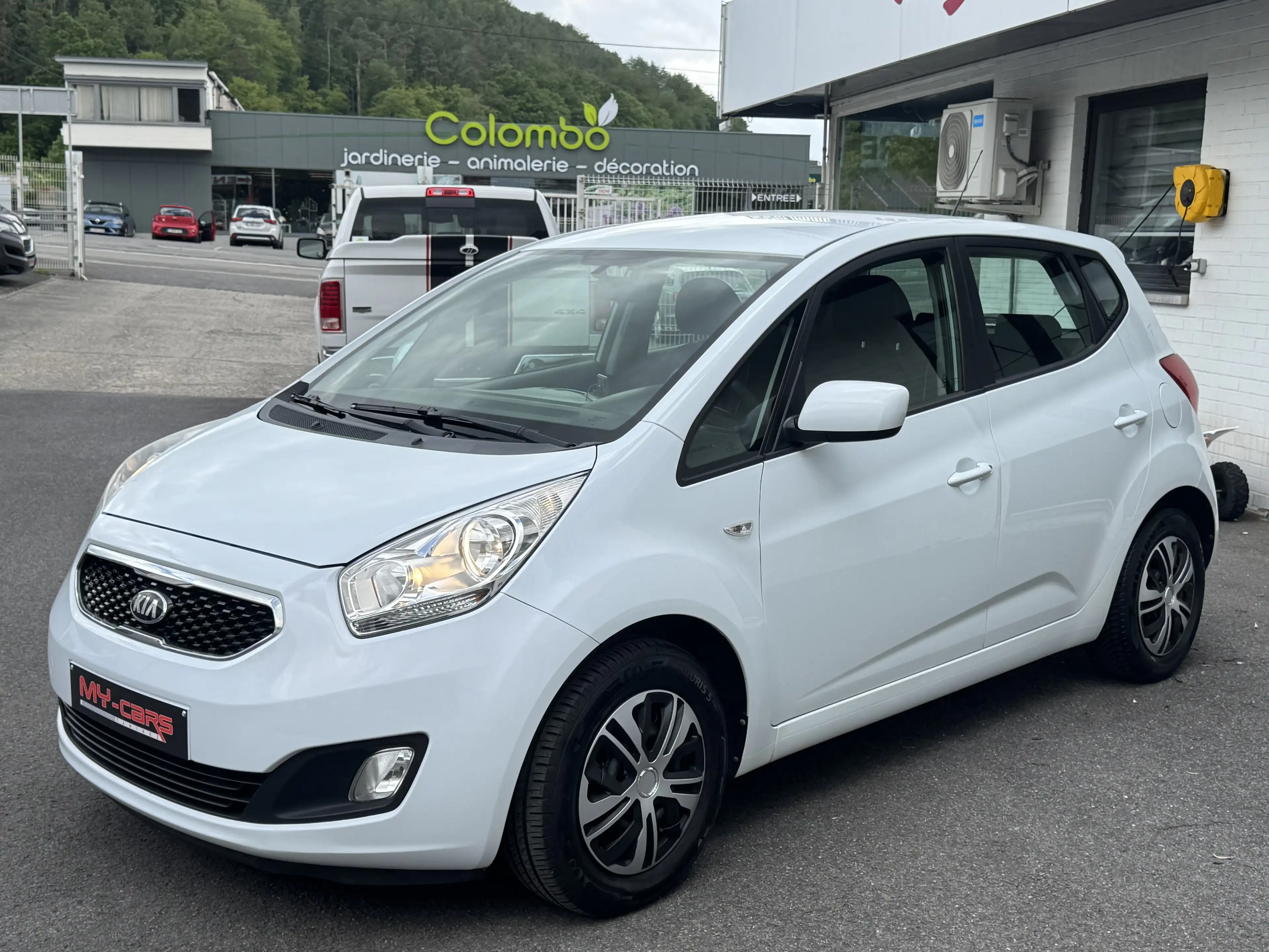 Kia Venga 1400 CRDI 90 CV ECO DYNAMIC 5 PORTES CLIM — photo 2
