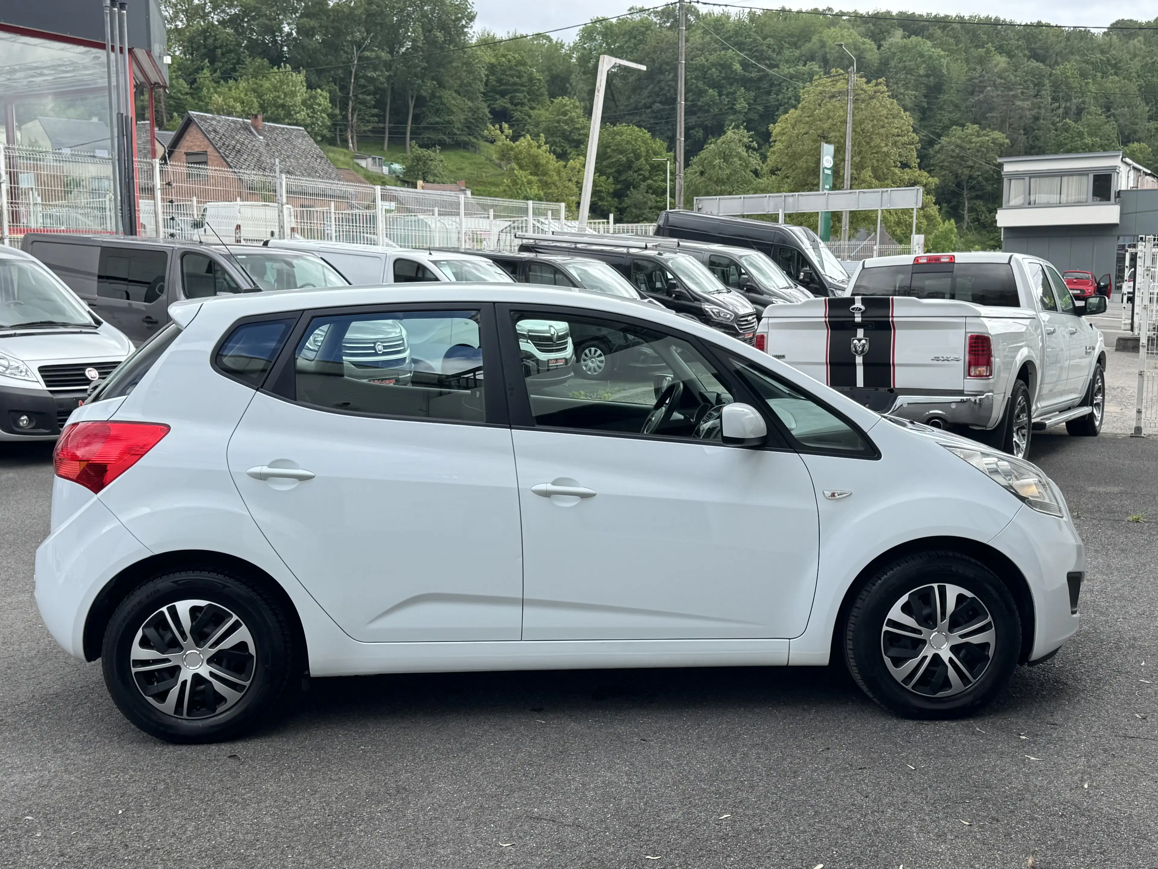 Kia Venga 1400 CRDI 90 CV ECO DYNAMIC 5 PORTES CLIM — photo 10