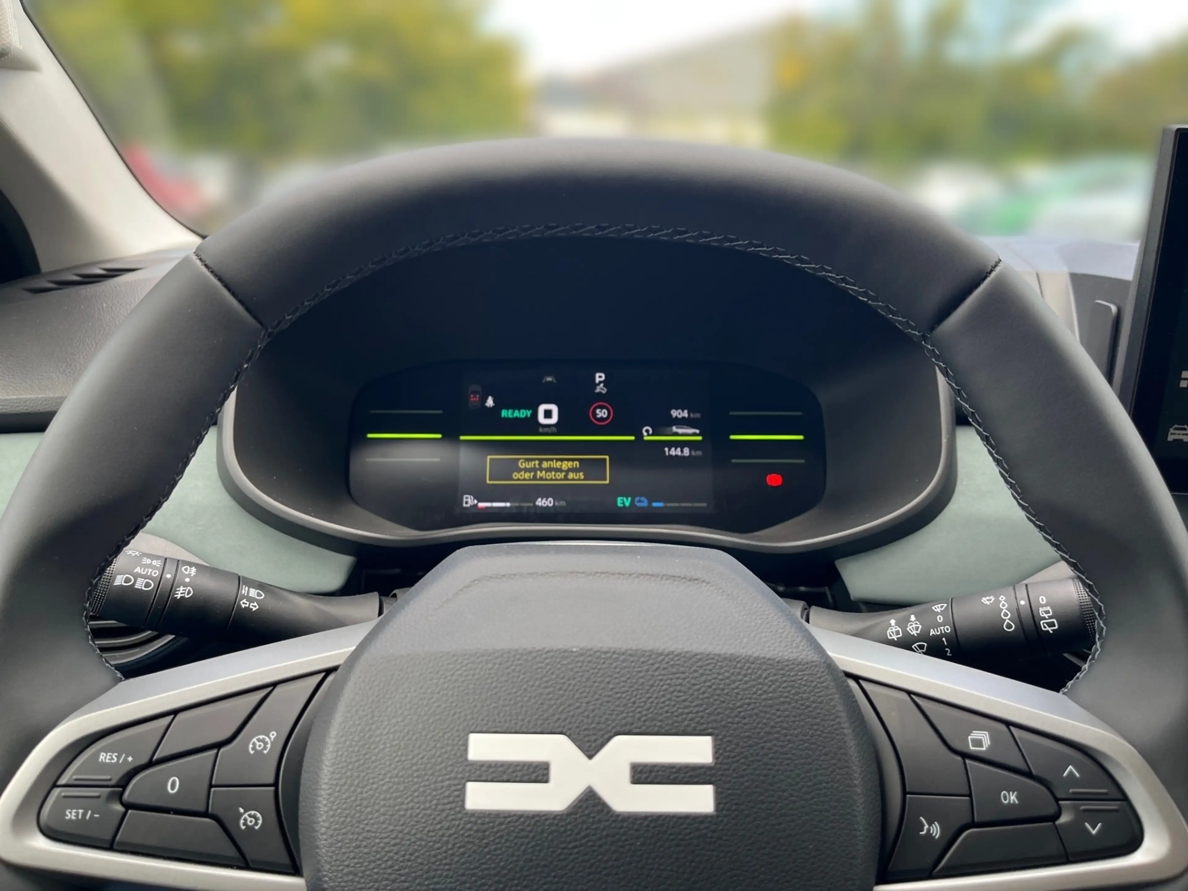 Dacia Jogger Extreme hybrid 155 — photo 8