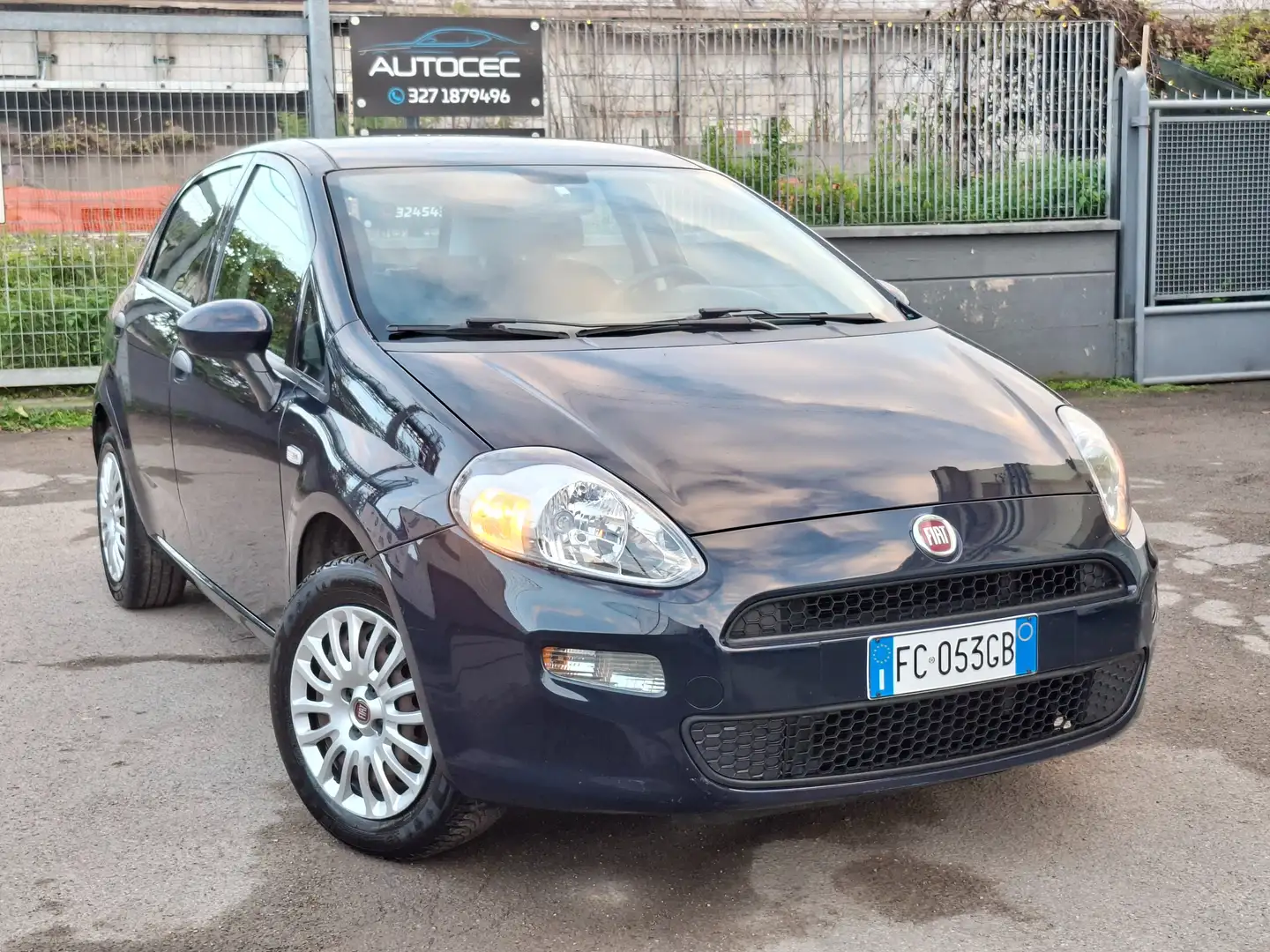 Fiat Punto Punto III 2016 5p 1.2 Lounge E6 Noir - 1