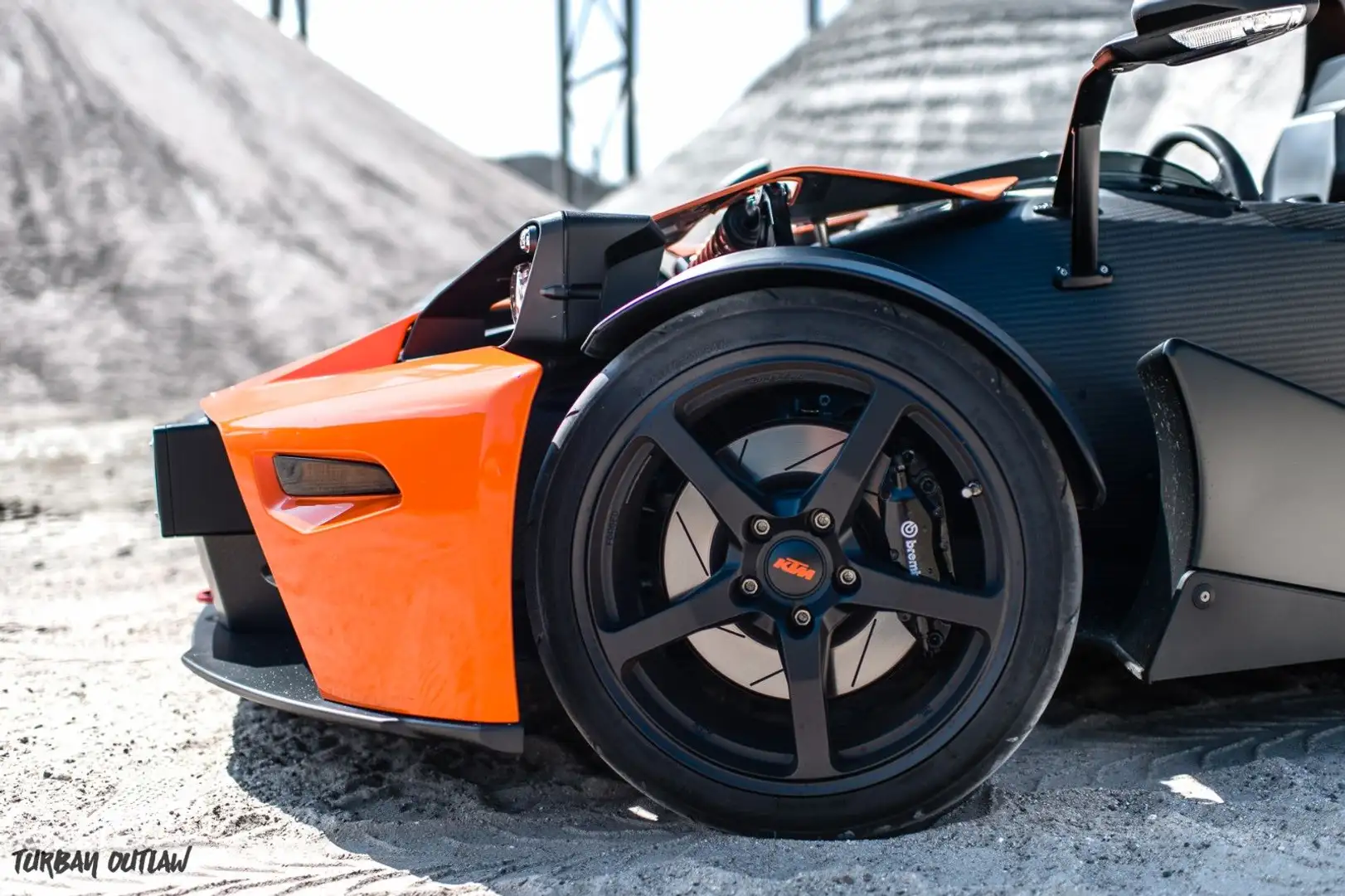 KTM X-BOW*270 PS*nur 4209 km*1. Hand*Lufthebesystem* Orange - 1