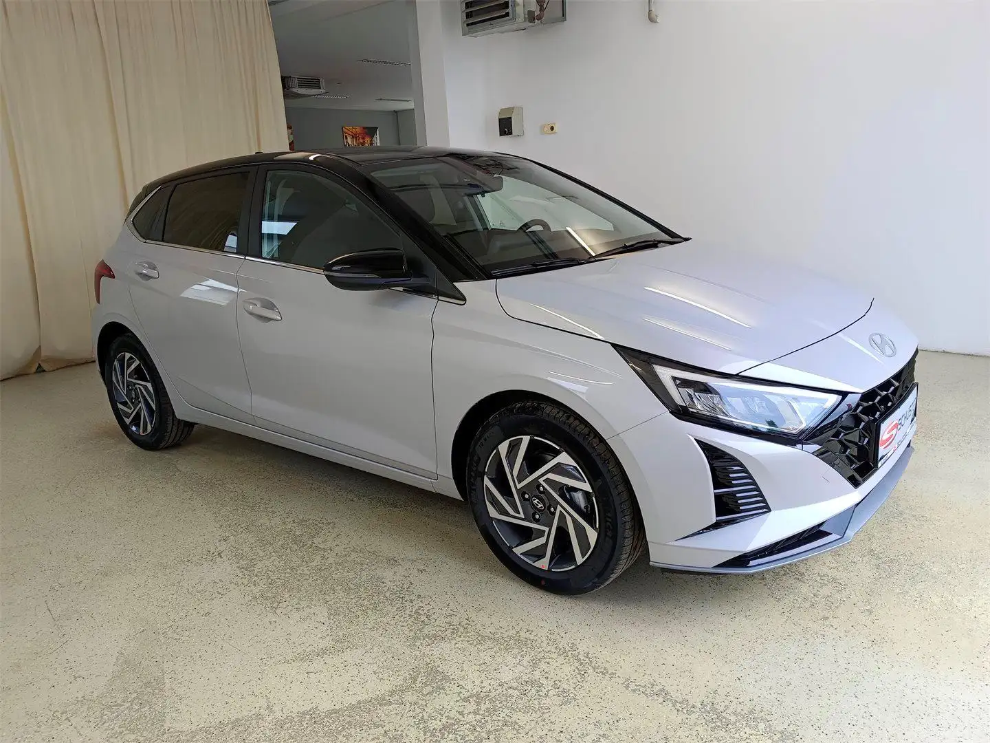 Hyundai i20 Comfort Line 1.0 T-GDi DCT- 002 Grau - 1