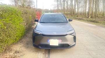 BZ4X 71.4 kWh 2WD Dynamic