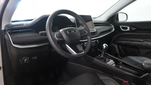 Jeep Compass view 2