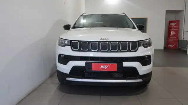 Jeep Compass view 9