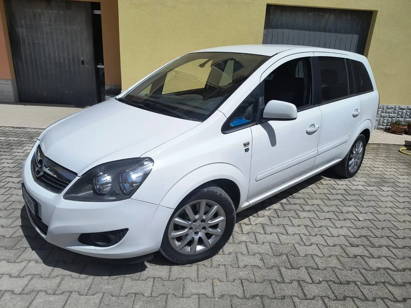 Opel Zafira Zafira II 2005 1.6 t. Edition (enjoy) ecoM 150cv - 1