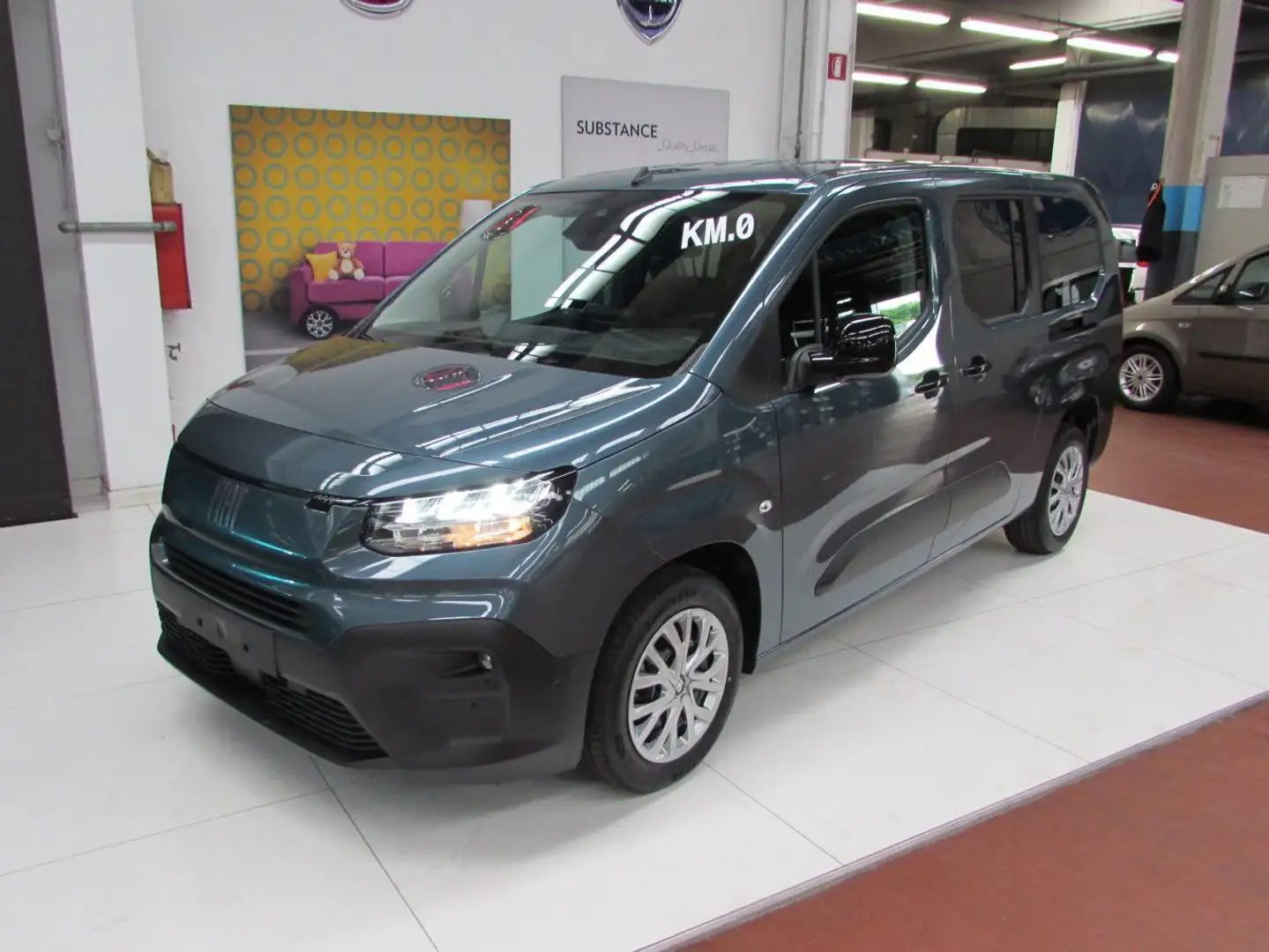 Fiat Doblo Passo Lungo 1.5 d 130cv 7POSTI KM ZERO Azul - 1