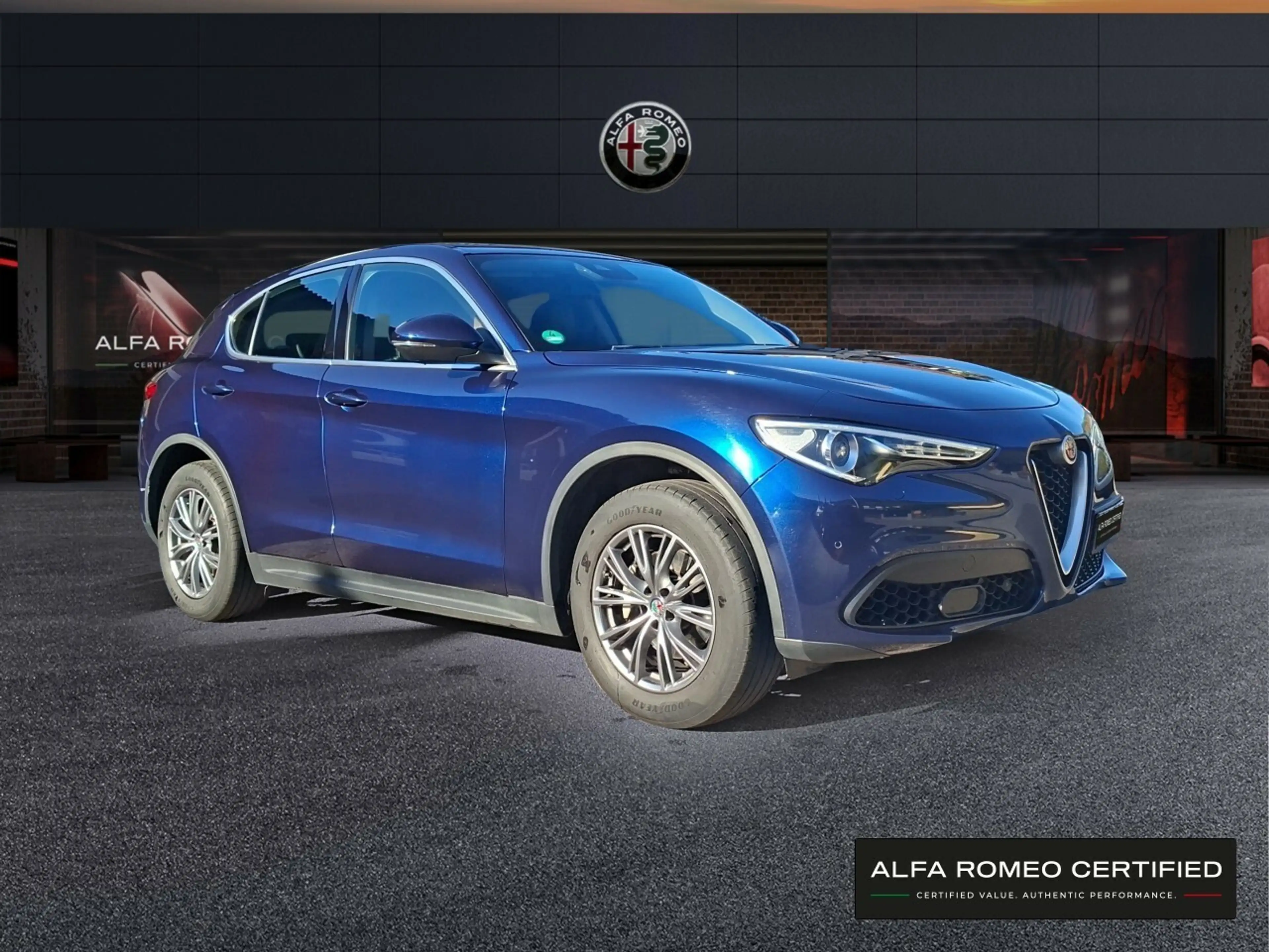 Alfa Romeo Stelvio Super 2.0 Turbo 16V Q4-AT8 — photo 3
