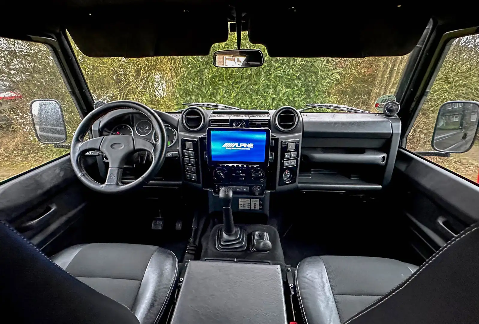 Land Rover Defender 110 Spezialumbau (mit dt. Zulassung!) Noir - 2