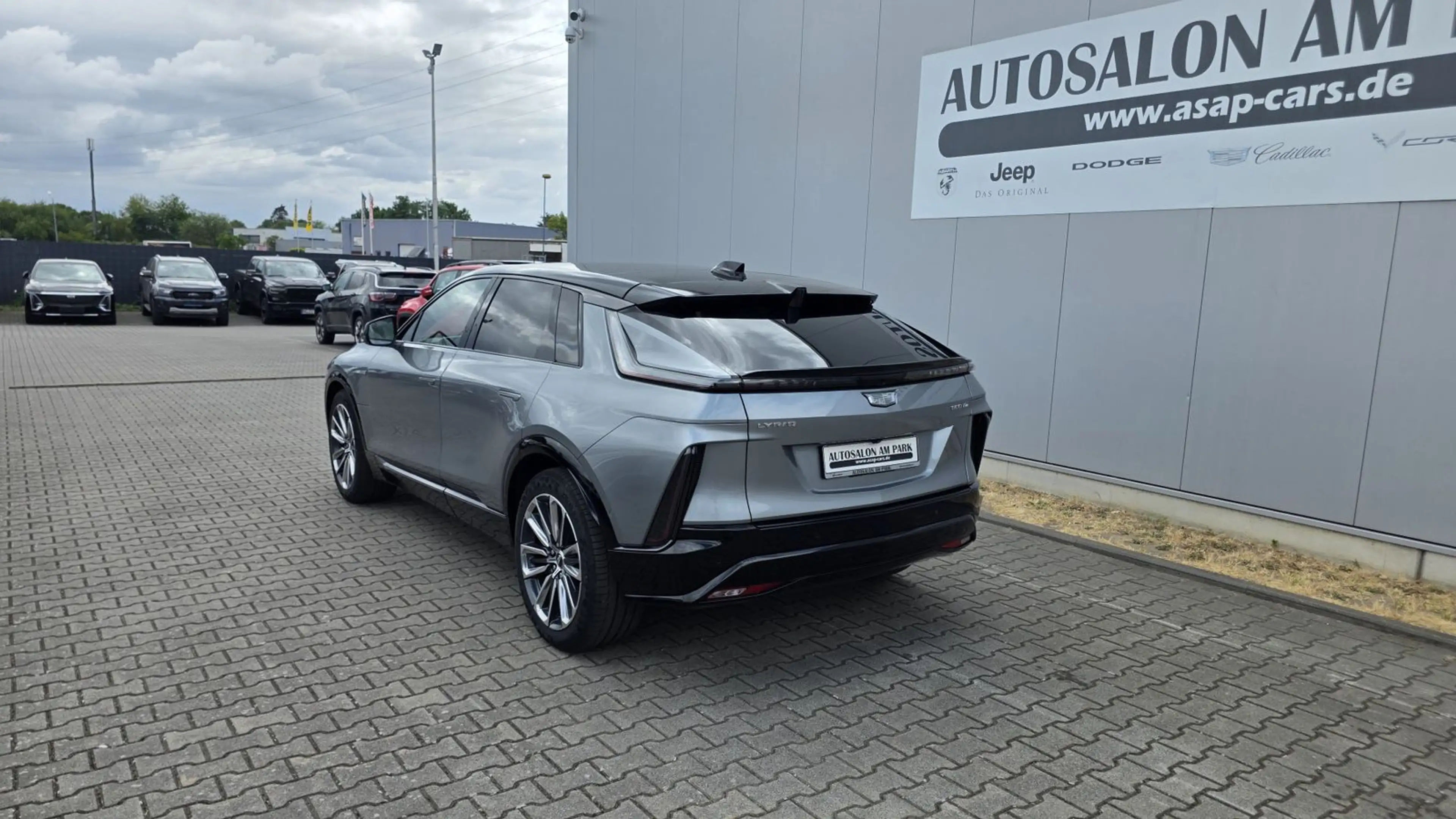 Cadillac Lyriq Sport 600e AWD — photo 5