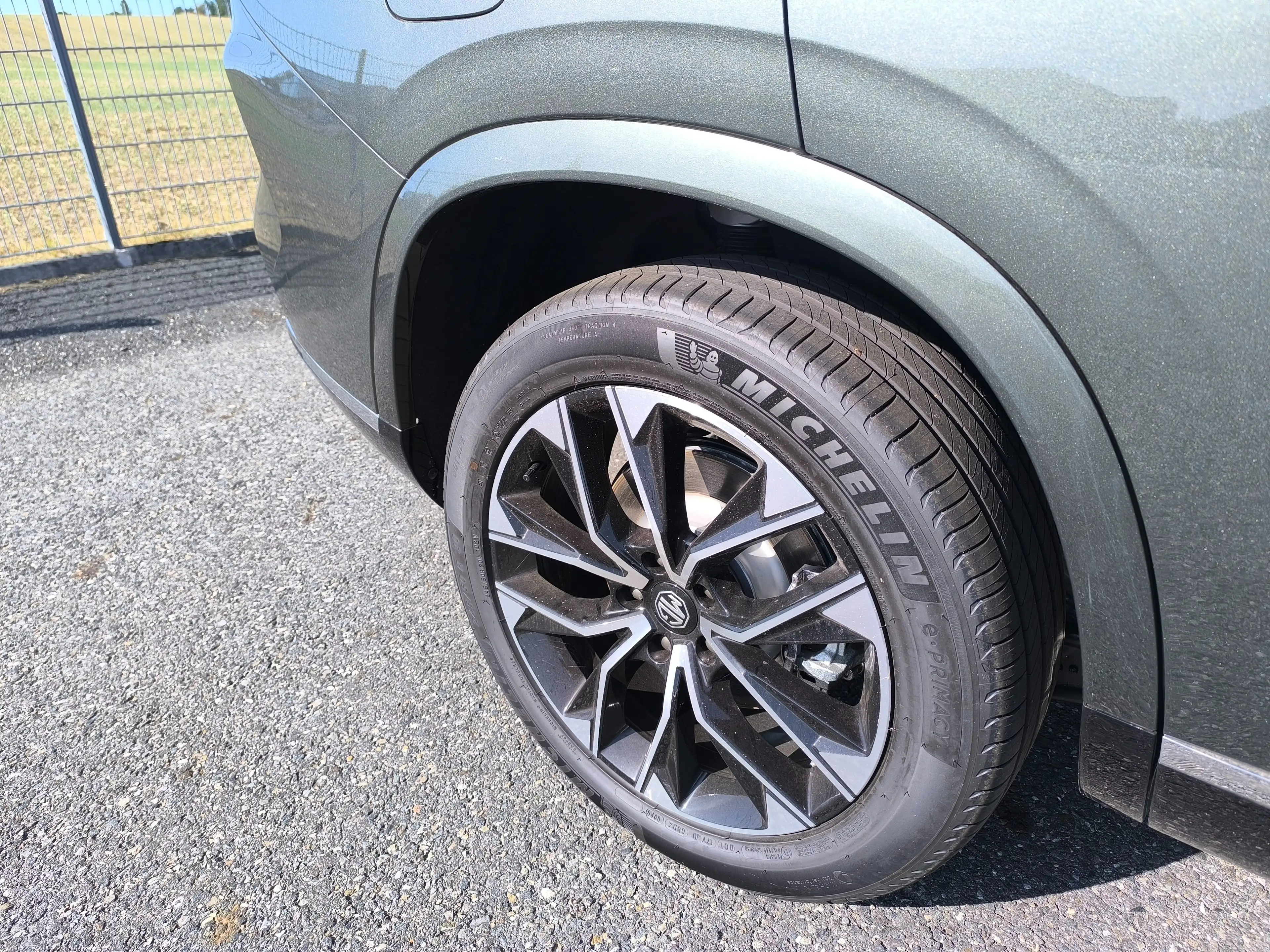 MG MGS9 PHEV Luxury MY25 7-Sitzer — photo 7
