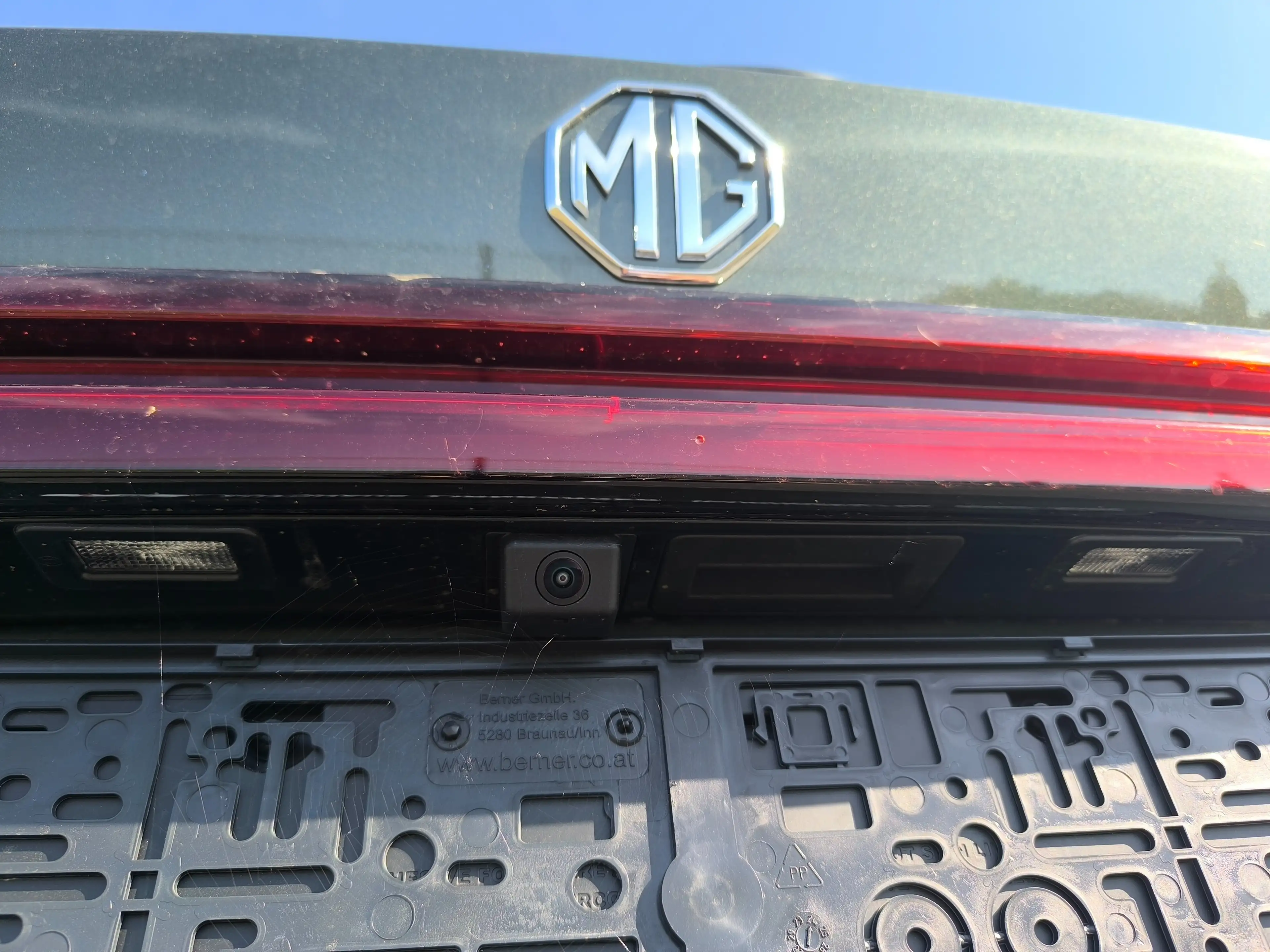 MG MGS9 PHEV Luxury MY25 7-Sitzer — photo 12