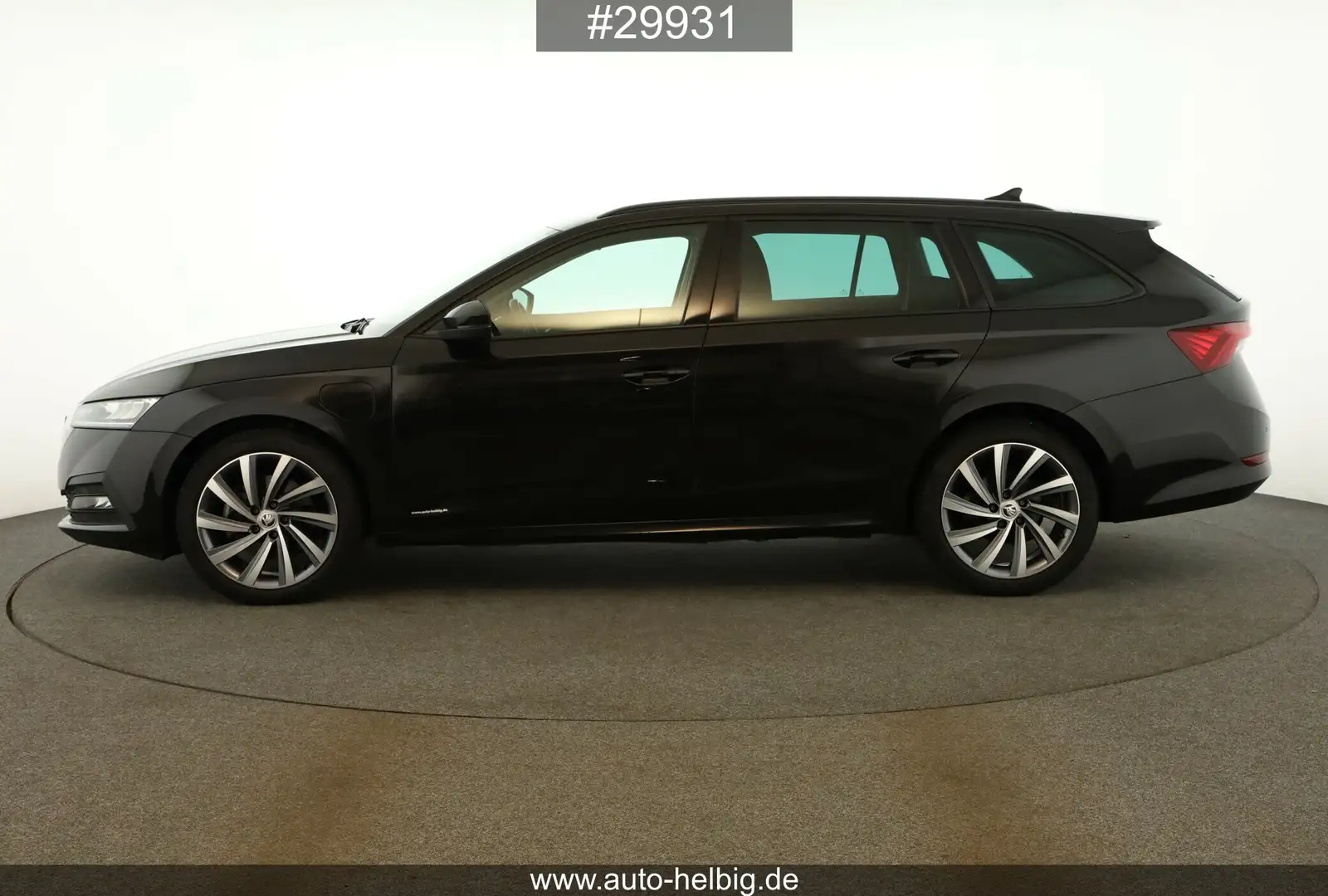 Skoda Octavia Octavia Combi 1.4 TSI Ambition iV #18Z#Virtual# Schwarz - 2