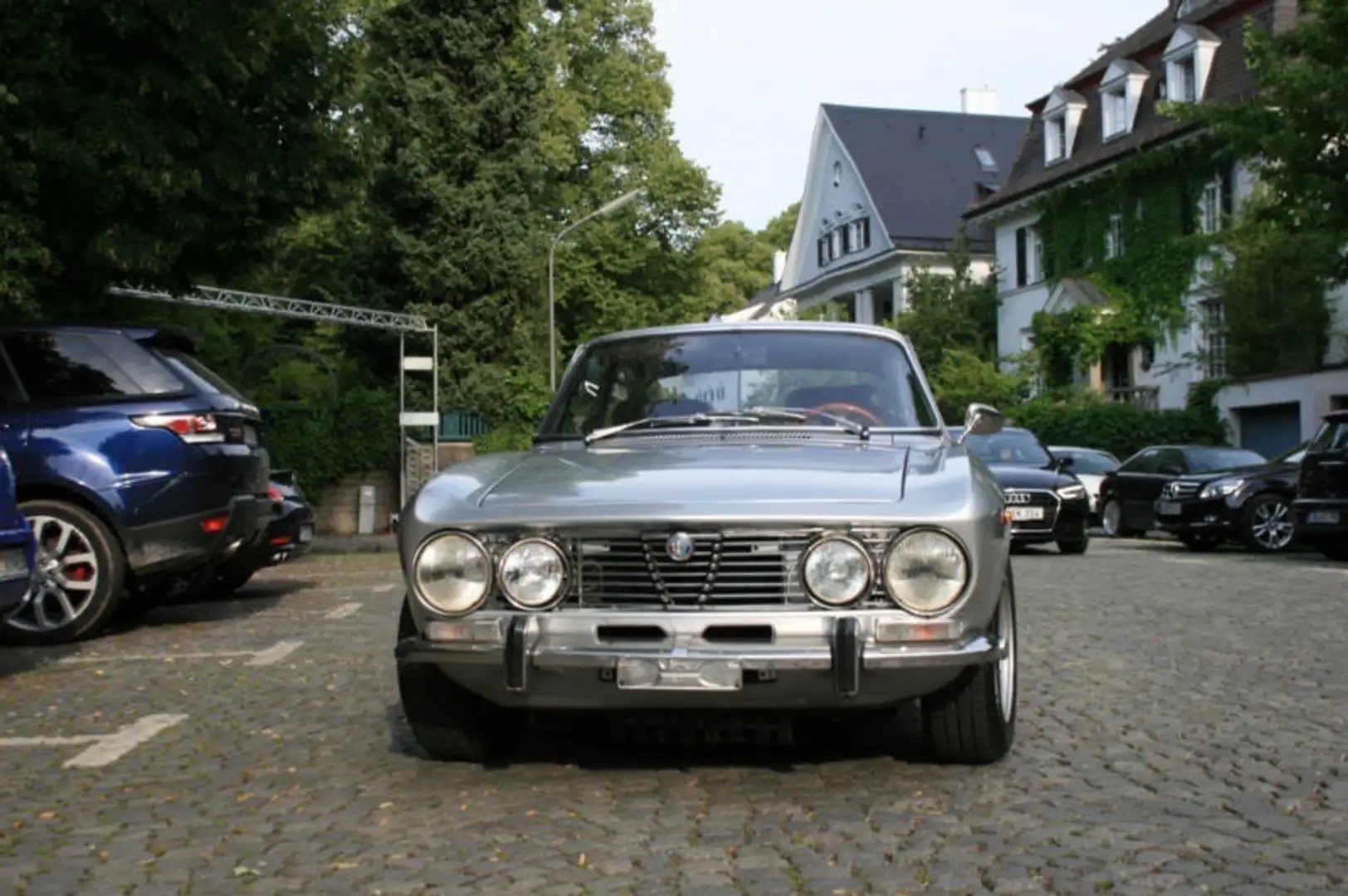 Alfa Romeo GTV Plateado - 2