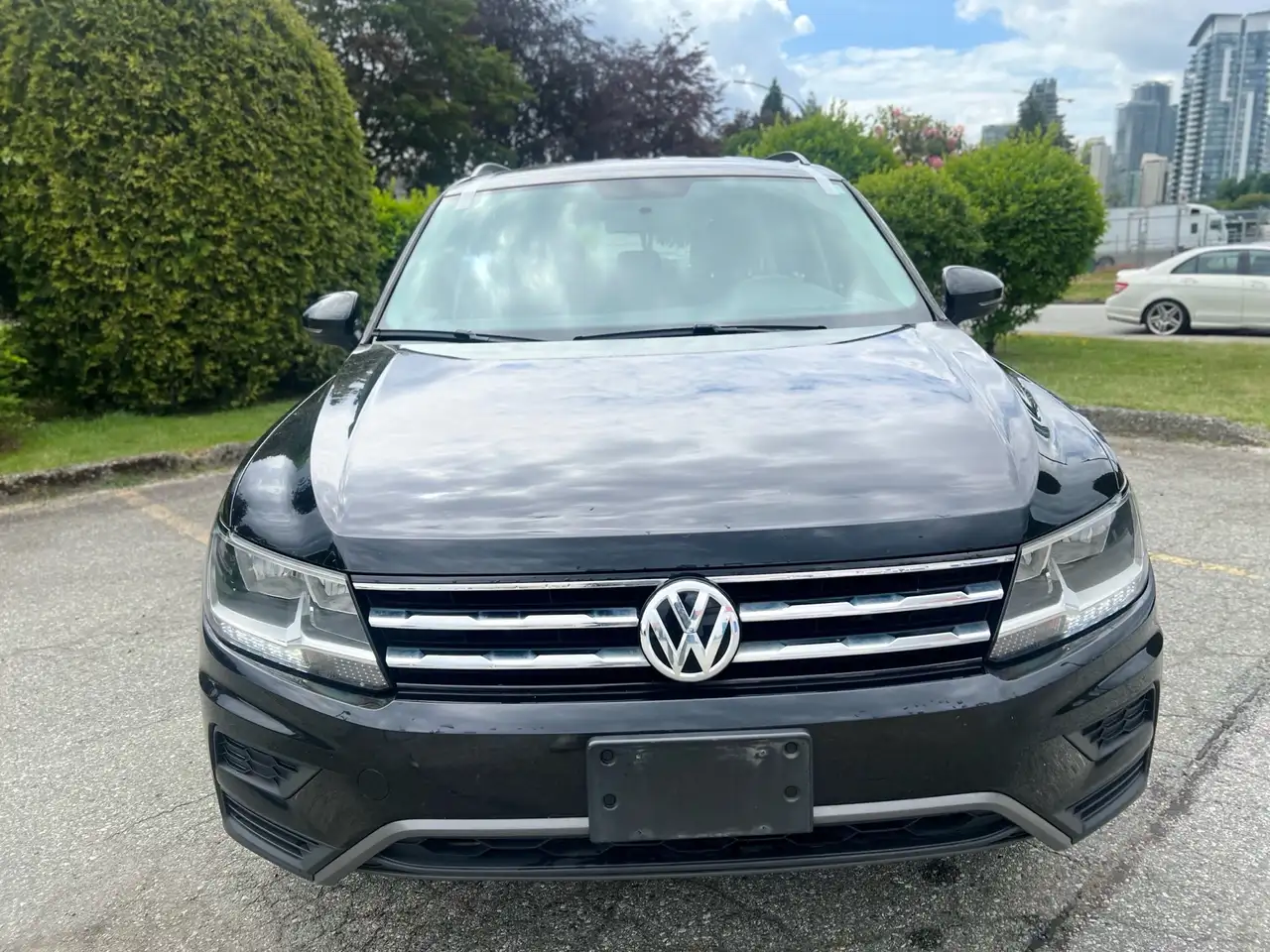 Volkswagen Tiguan снимка Volkswagen Tiguan