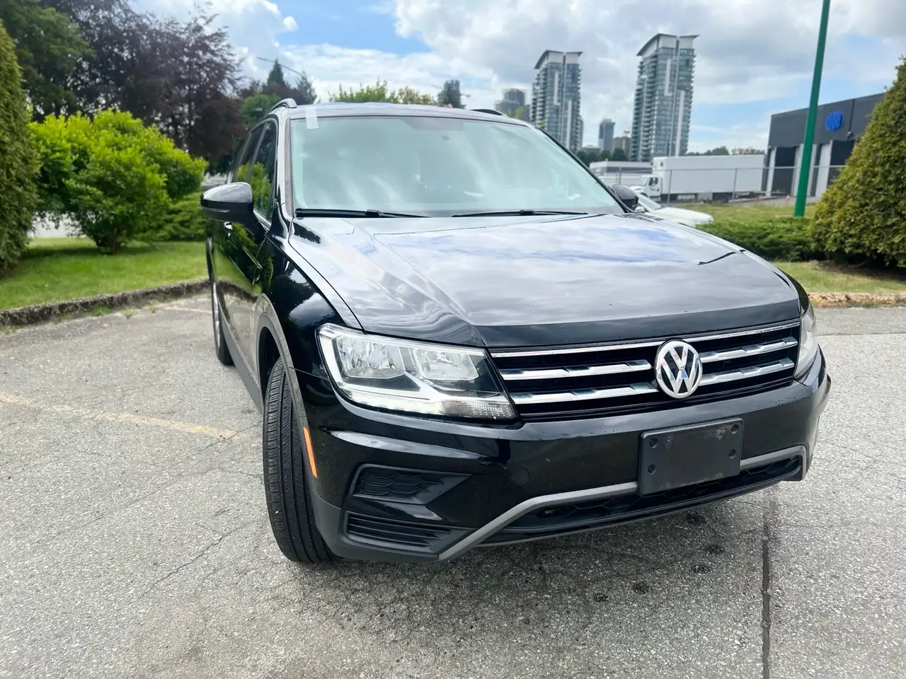 Volkswagen Tiguan снимка Volkswagen Tiguan