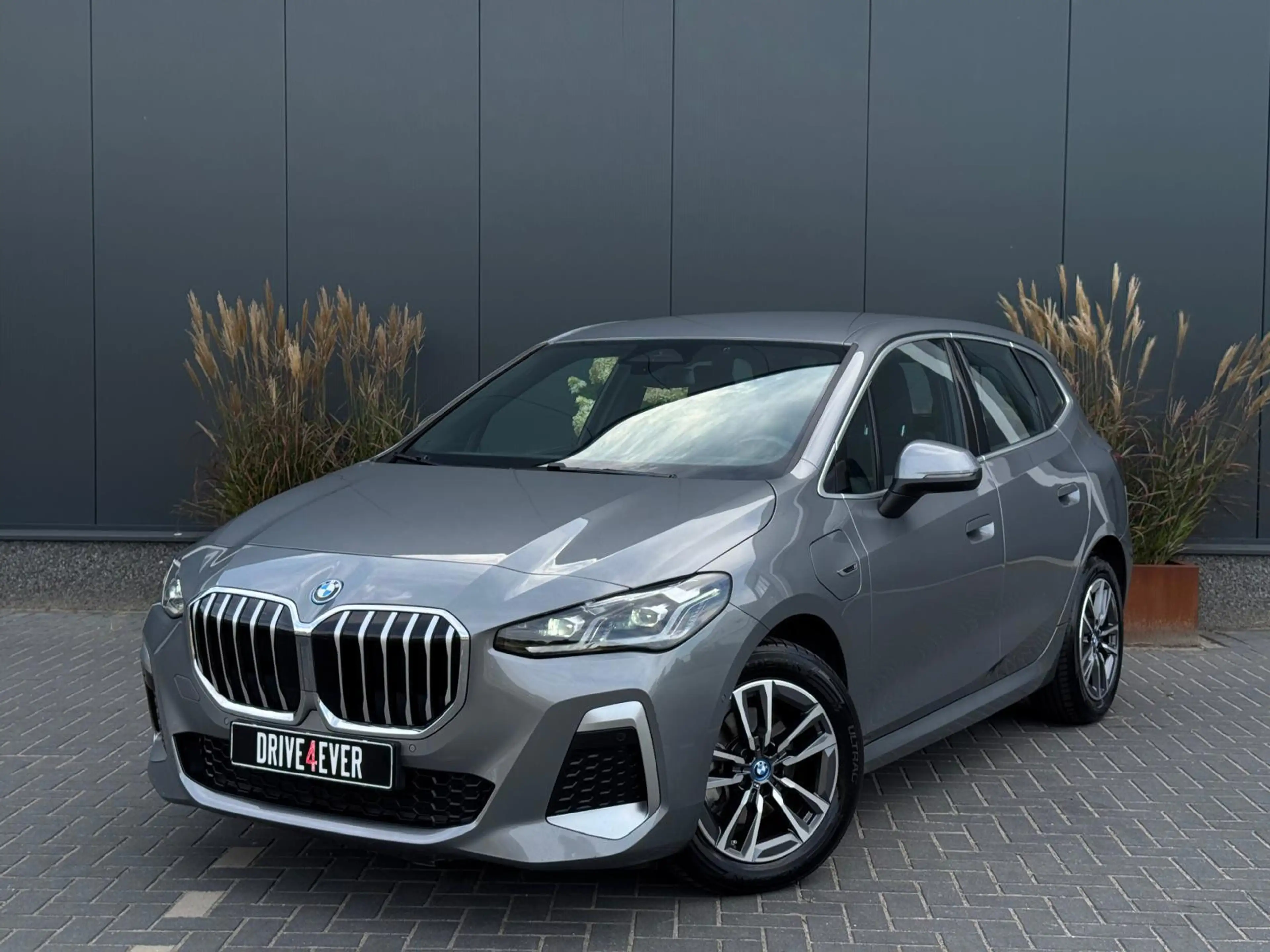 BMW 225 2-serie Active Tourer 225e xDrive M PACK M24 LEDER
