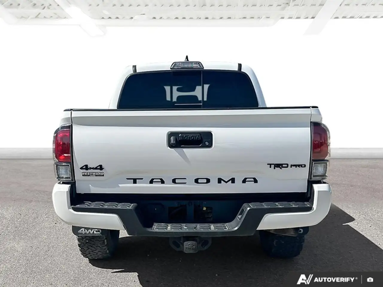Toyota Tacoma снимка Toyota Tacoma