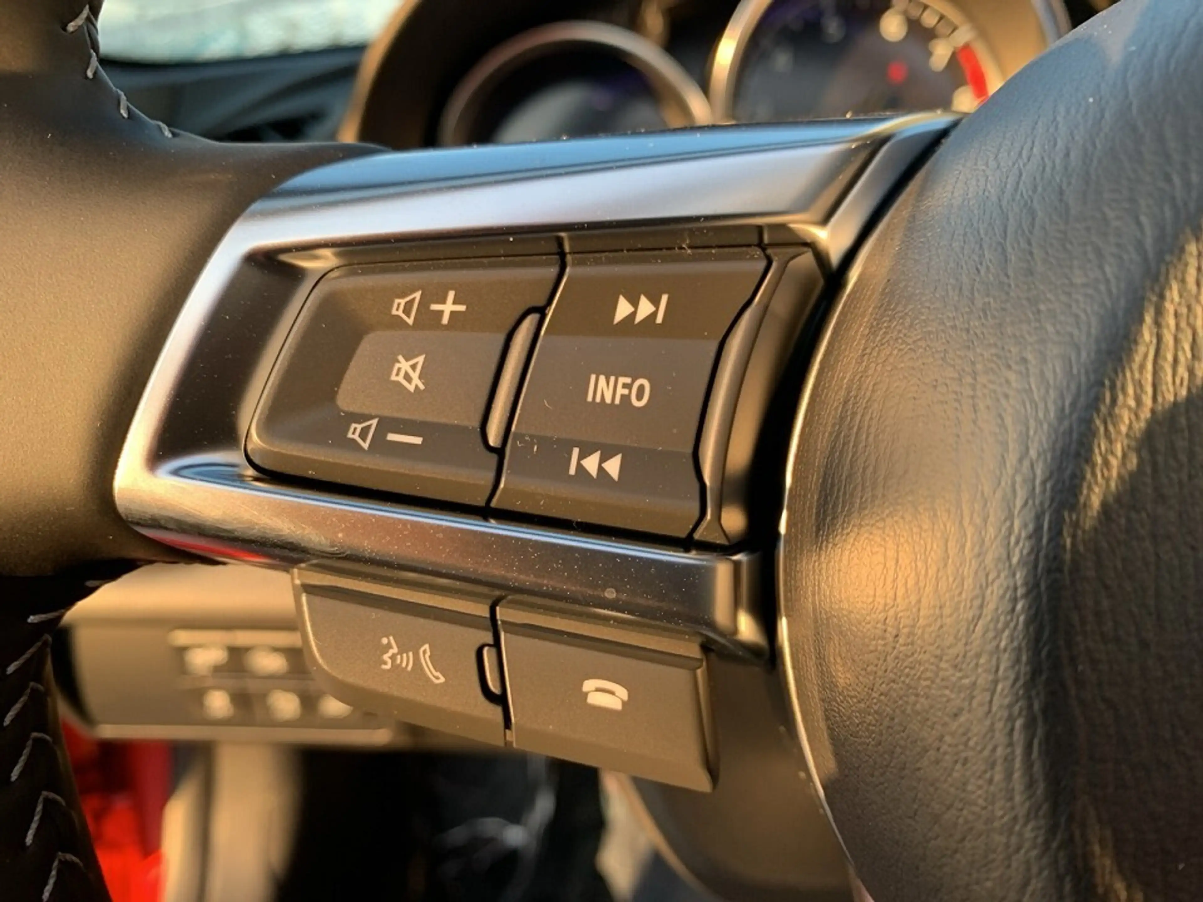 Mazda MX-5 RF G136 Skyactiv Exclusive-Line — photo 15