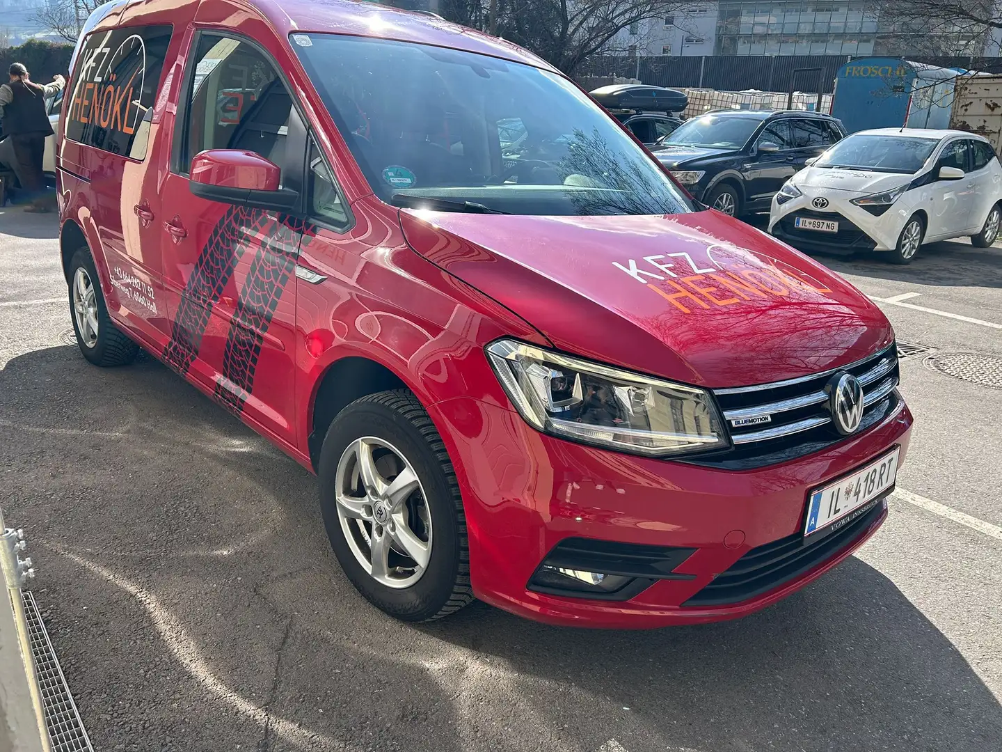 Volkswagen Caddy Comfortline BMT Rot - 1