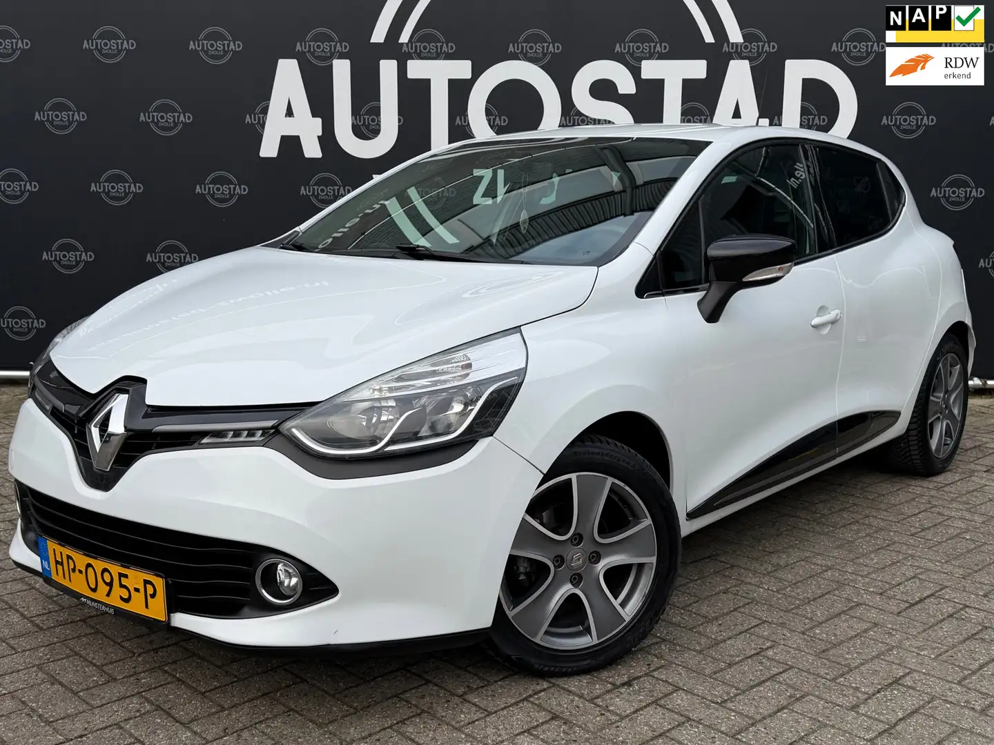 Renault Clio 0.9 TCe ECO Night&Day NL-Auto / NAP / APK / Airco Weiß - 1