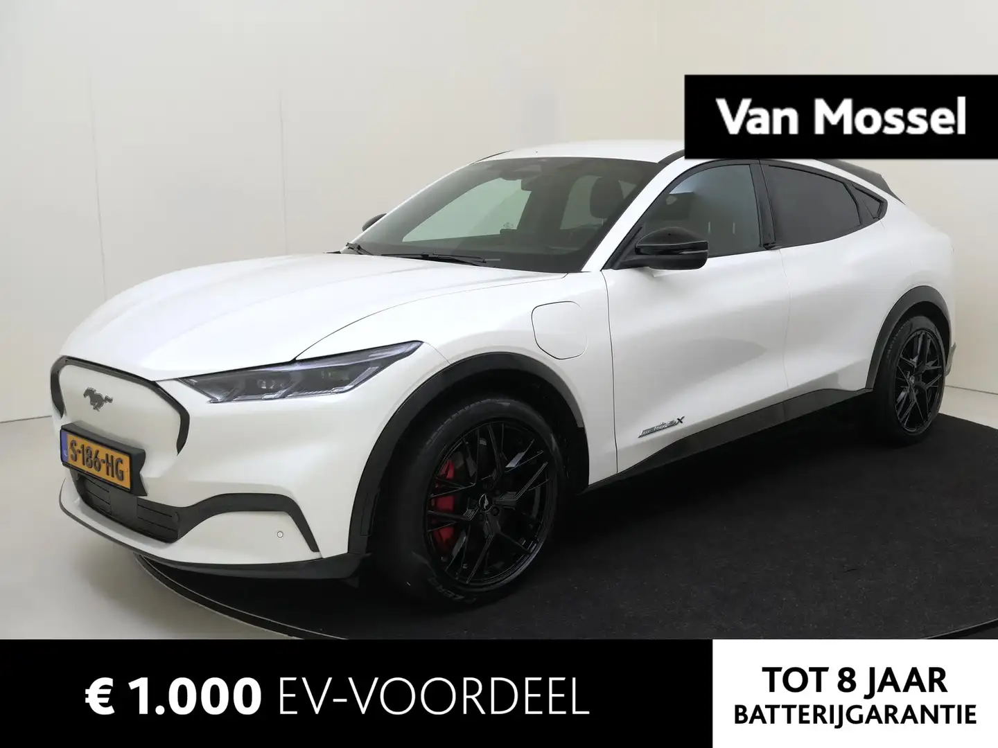 Ford Mustang Mach-E Extended AWD 98 kWh | Automaat | Achteruitrijcamer Wit - 1
