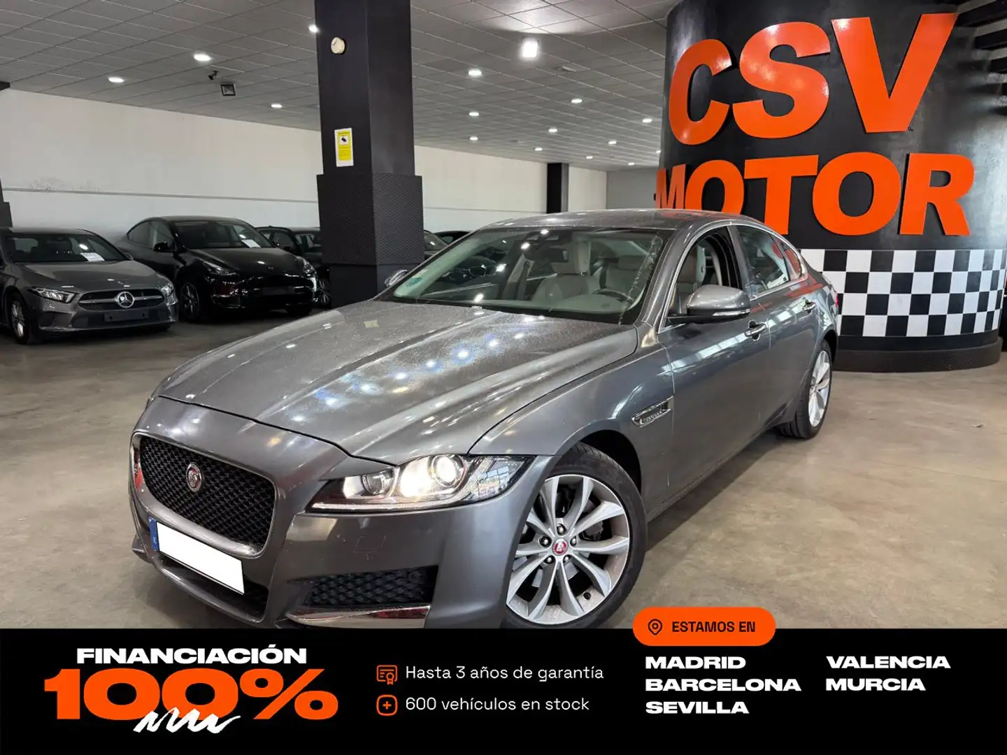 Jaguar XF 2.0i4D Pure Aut. 180 Gris - 1
