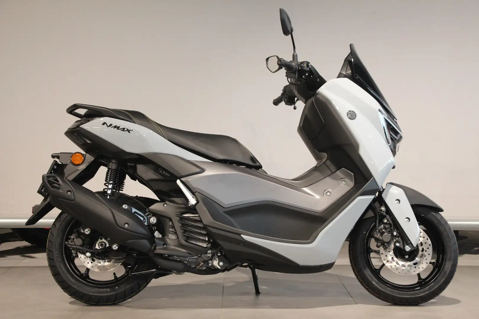 Yamaha NMAX 125 TECH MAX Noir - 1