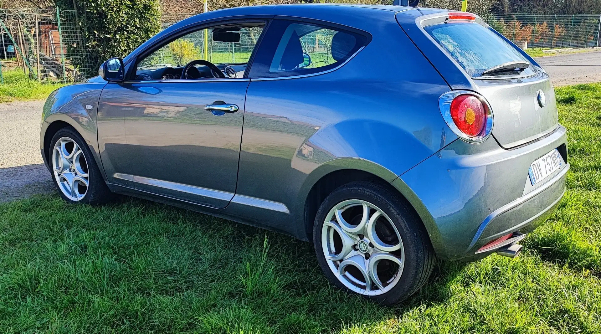 Alfa Romeo MiTo 1.6 jtdm Distinctive 120cv - 2