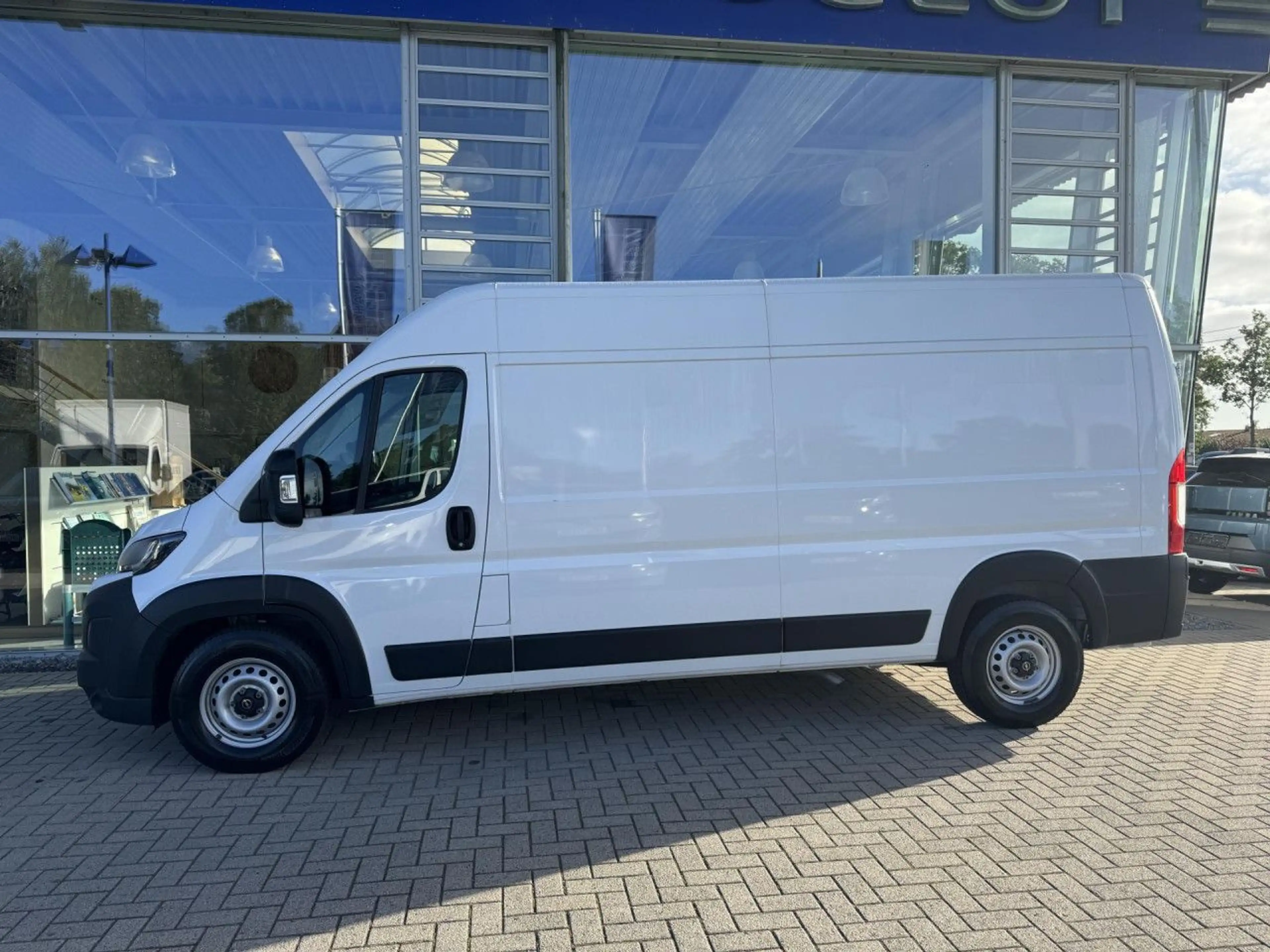 Opel Movano 2.2 BlueHDi 180 L3H2, 10 Zoll Touchscreen! — photo 3