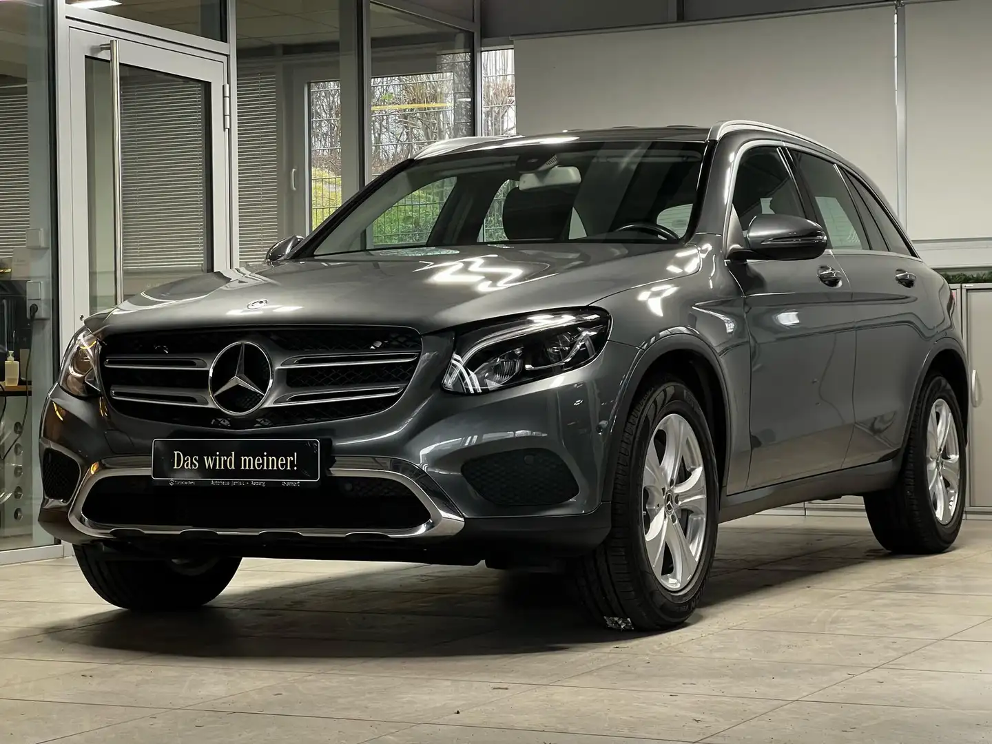 Mercedes-Benz GLC 250 4M Exclusive AHK LED NAVI+PDC+KLIMA+SHZ+ Grau - 1