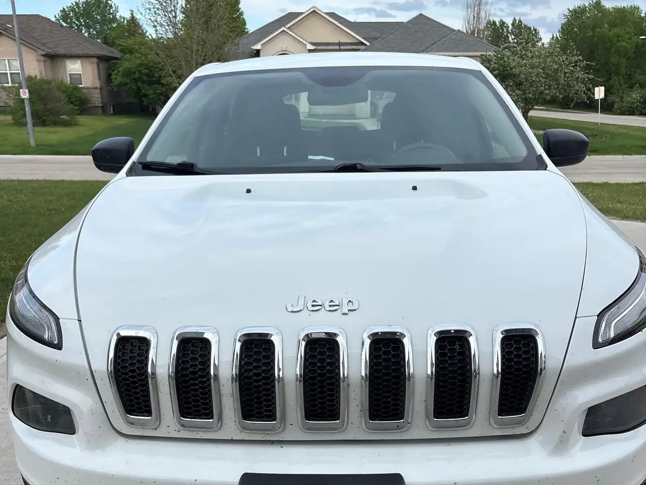 Jeep Cherokee снимка Jeep Cherokee