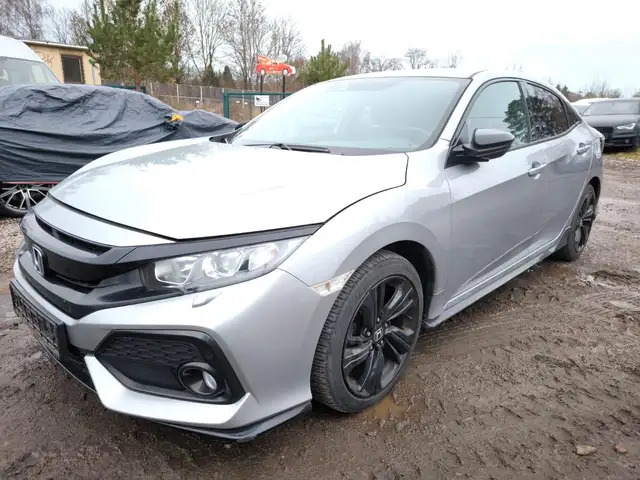 Honda Civic 1.0i Dynamic Limited Edition Motor unrund
