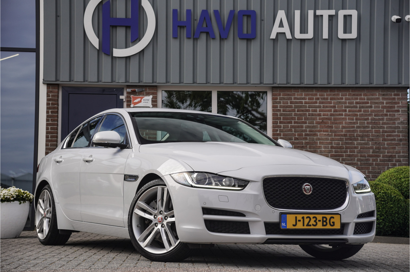 Jaguar XE 2.0 Portfolio, LEDER, CAMERA, TREKHAAK, MEMORY — photo 14