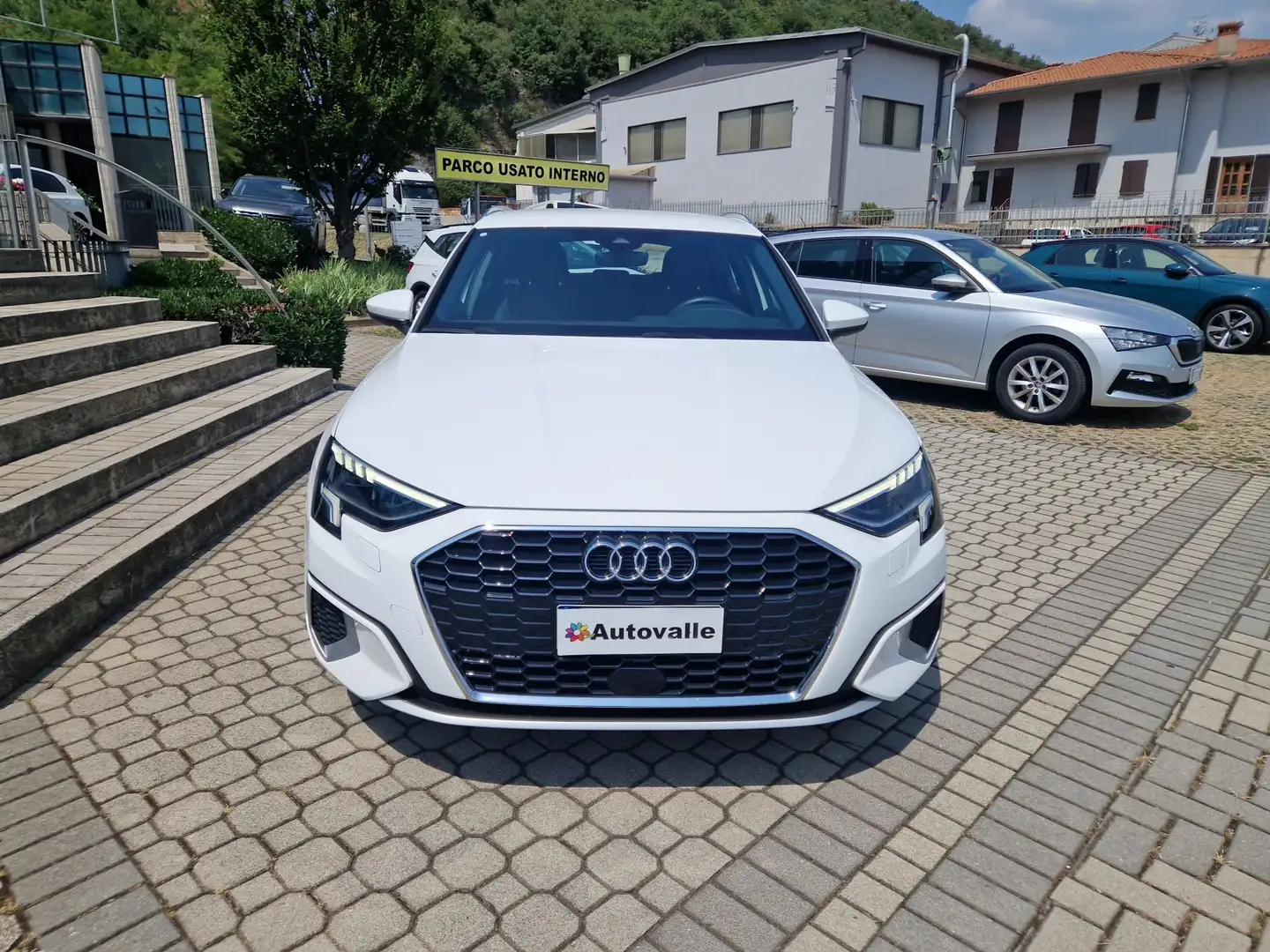 Audi A3 SPB 35 TFSI S tronic Business Advanced Blanc - 2