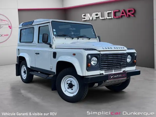 Land Rover Defender DEFENDER 90 HARD TOP E