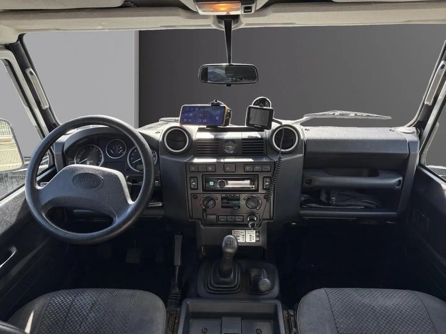 Land Rover Defender E Weiß - 2