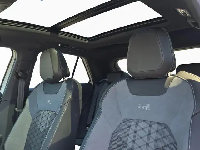 Volkswagen T-Roc view 15