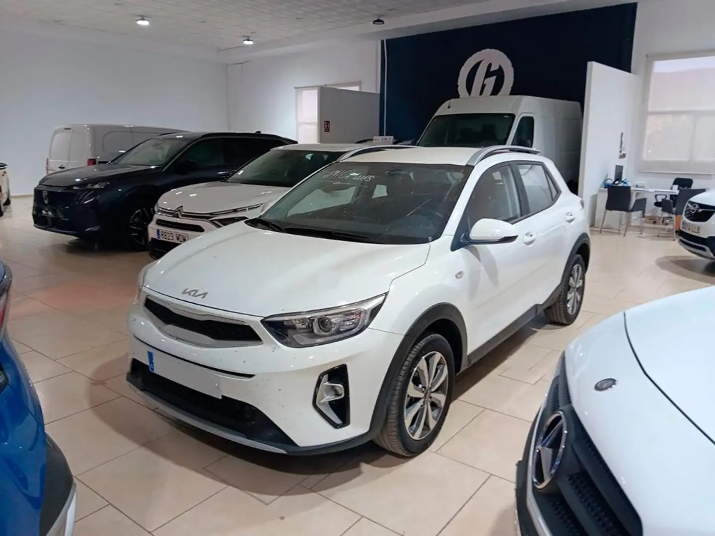 Kia Stonic 1.0 T-GDi MHEV Concept 100 Blanco - 1