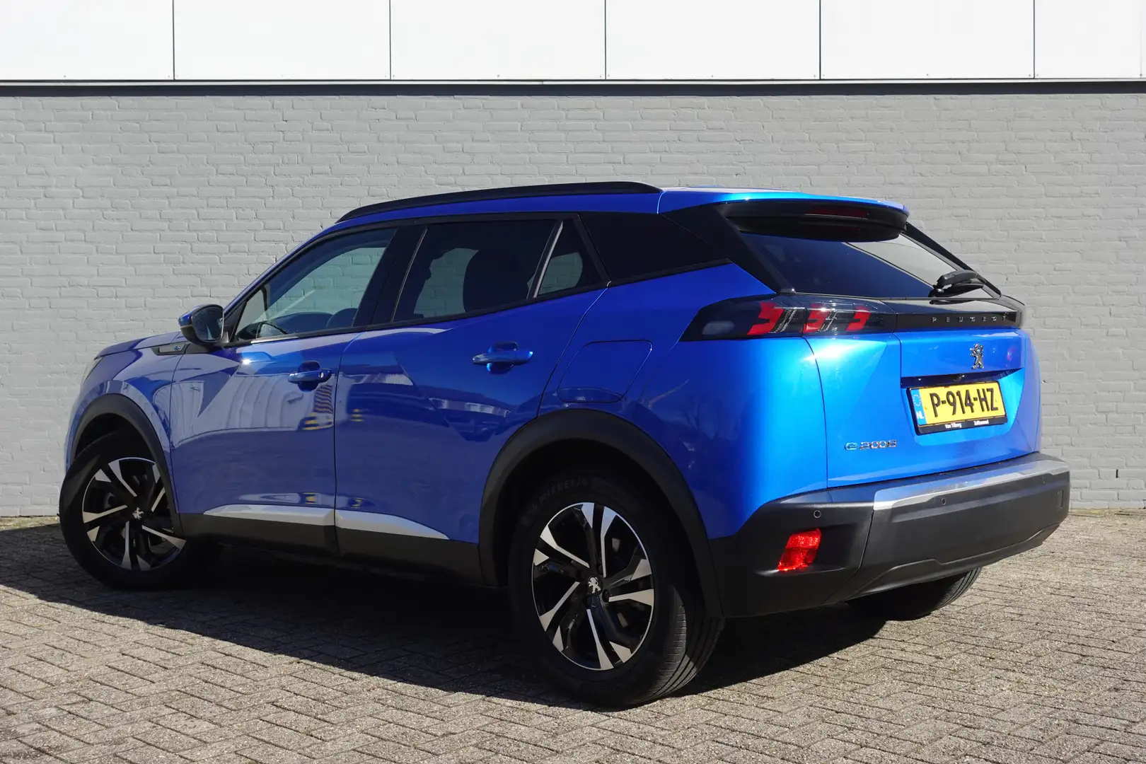 Peugeot e-2008 EV Allure 50 kWh | NAV | A. CAM | LED | CLIMA | 3- Blauw - 2