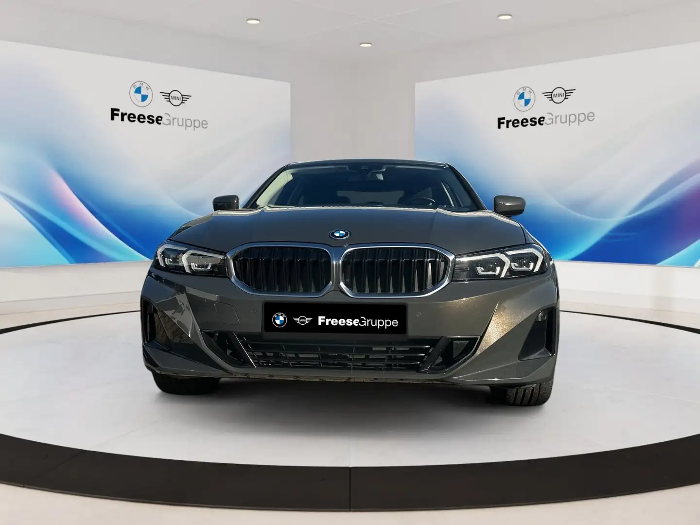 BMW 330 e Limousine HiFi DAB GSD Tempomat Klimaaut. Gris - 2