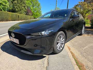 3 1.8 Skyactiv-D Skydrive Business