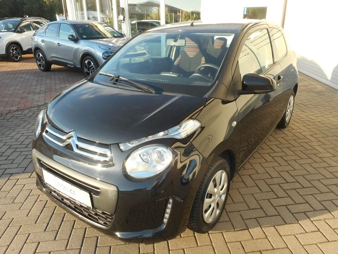 Citroen C1 VTI72 Feel Klima + SHZ Schwarz - 2