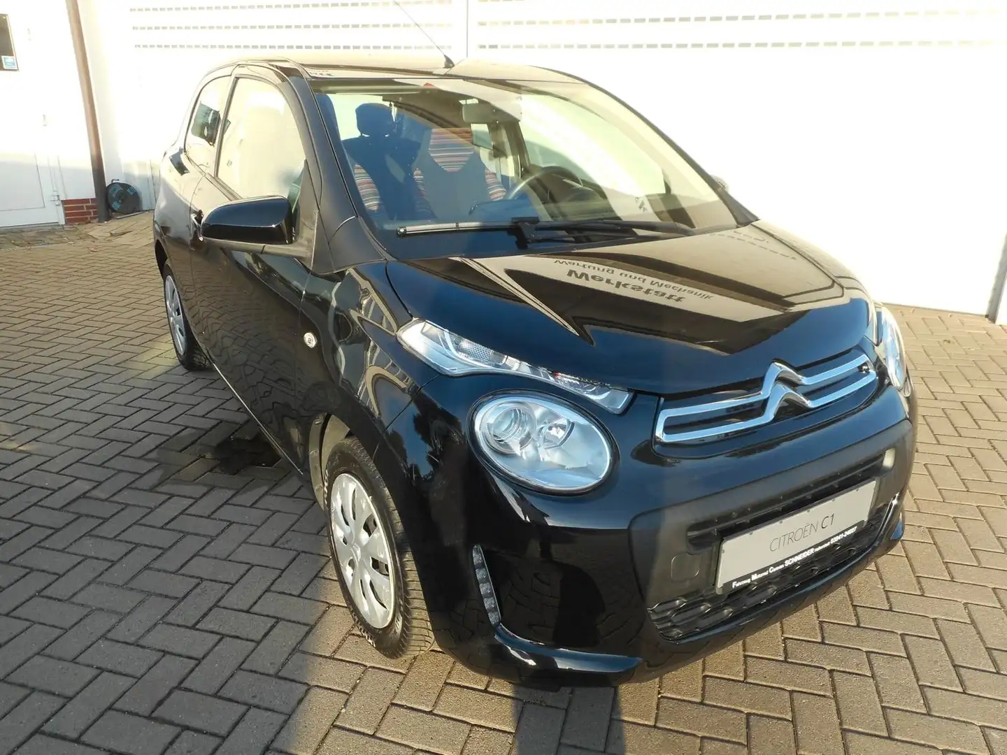 Citroen C1 VTI72 Feel Klima + SHZ Schwarz - 1