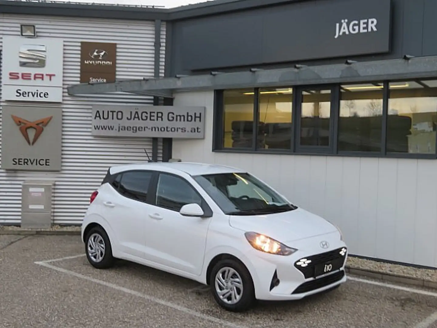 Hyundai i10 RF-Kamera Sitz/Lenkradhzg Klimaautomatik Weiß - 1